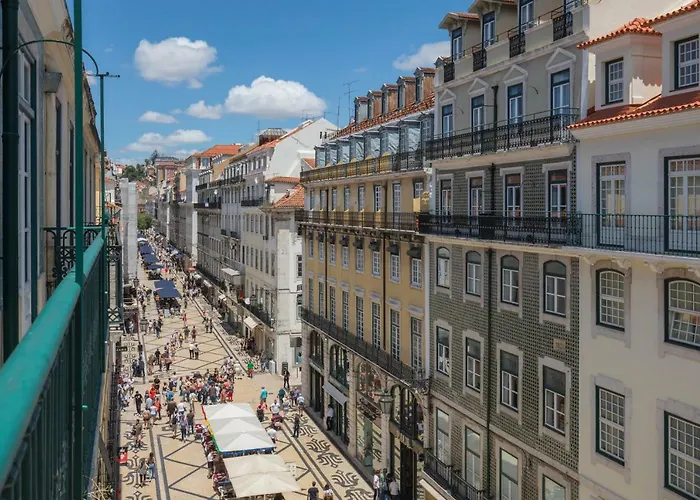 Charming 2 Bedroom Apartment In Baixa Chiado