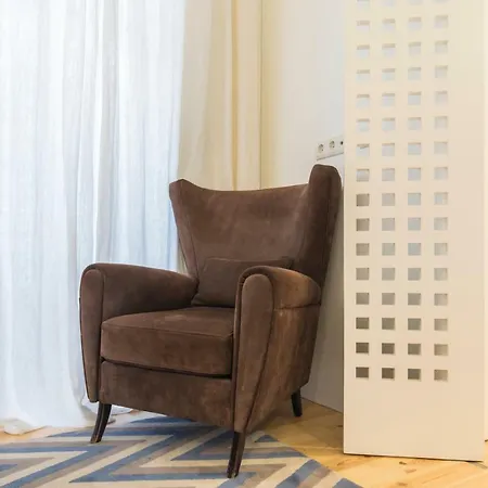 Charming 2 Bedroom Apartment In Baixa Chiado Lisbon Exterior photo